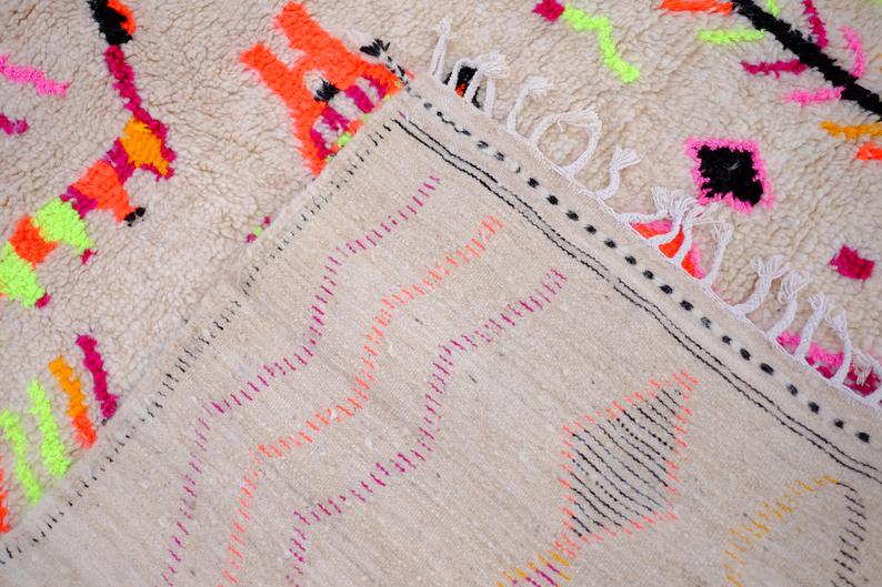 Berber Moroccan Costum rug - Moroccan Woolen carpet - New Azilal rug - Beni ouarain style - New Beni ouarain rug - fine berber rug